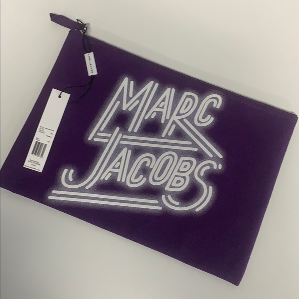 Marc Jacobs - Picture 2 of 4